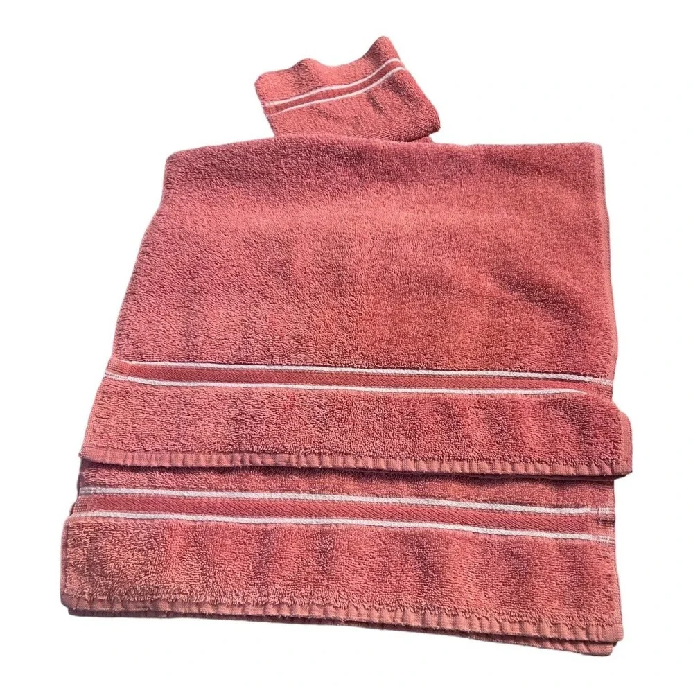 Vintage MCM Utica 2 Pink Salmon Hand Towels & Washcloths White Stripe EUC‎